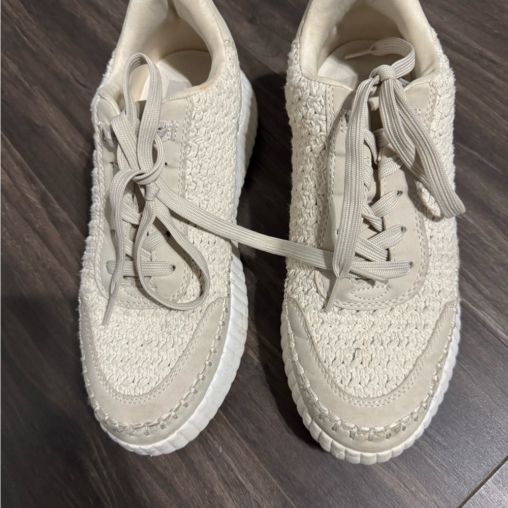 Dolce Vita Dolen platform sneakers